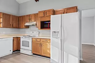 723 Prestwick Dr, Niceville, FL 32578 - Photo 12