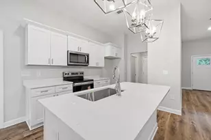1018 Rin Ct, Milton, FL 32583 - Photo 10