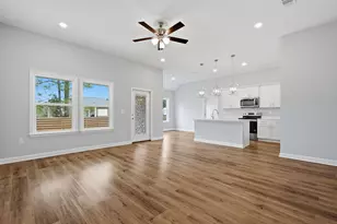 1018 Rin Ct, Milton, FL 32583 - Photo 8