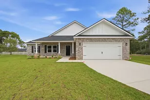 1018 Rin Ct, Milton, FL 32583 - Photo 1
