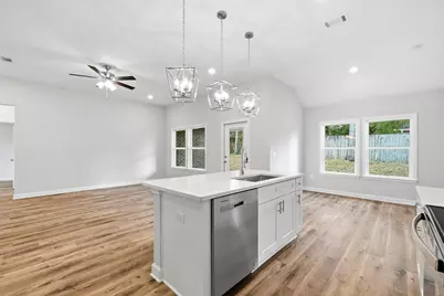 1018 Rin Court, Milton, FL 32583 - Photo 12
