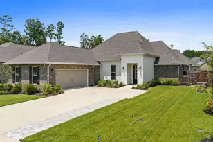 148 Flora Ln, Freeport, FL 32439 - Photo 1