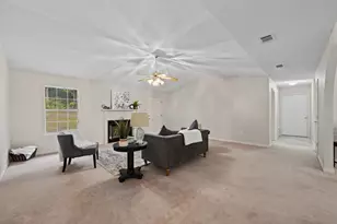 213 Hunter Dr, Crestview, FL 32539 - Photo 4