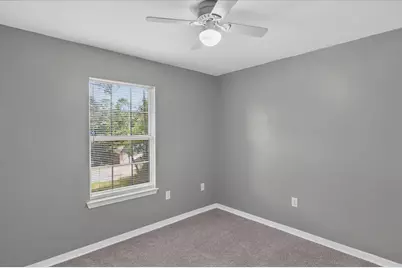 326 Lakeview Drive, Crestview, FL 32536 - Photo 18