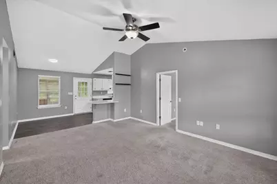 326 Lakeview Drive, Crestview, FL 32536 - Photo 8