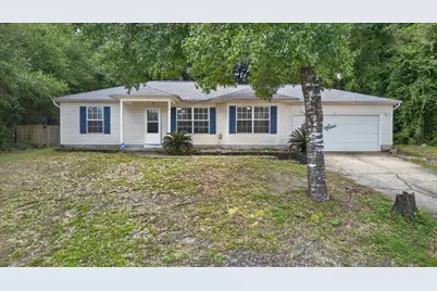 326 Lakeview Drive, Crestview, FL 32536 - Photo 1