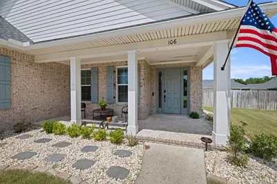 106 Amelia Rae Circle, Valparaiso, FL 32580 - Photo 2