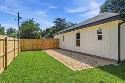 150 N Booker Street, Crestview, FL 32536 - Photo 12