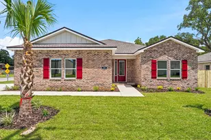 709 NW Lovejoy Rd, Fort Walton Beach, FL 32548 - Photo 4