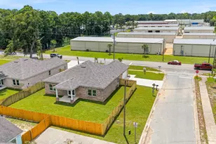 709 NW Lovejoy Rd, Fort Walton Beach, FL 32548 - Photo 38