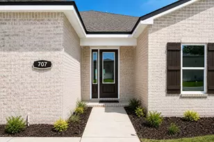 707 NW Lovejoy Rd, Fort Walton Beach, FL 32548 - Photo 4