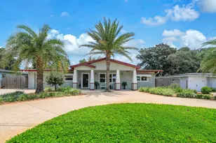 11 SE Waynel Circle, Fort Walton Beach, FL 32548 - Photo 1