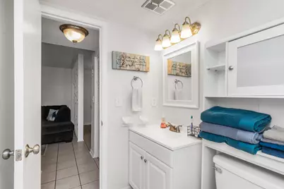 209 W Miracle Strip Parkway #D103, Mary Esther, FL 32569 - Photo 18