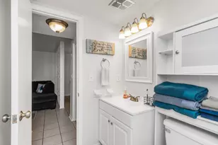 209 W Miracle Strip Pkwy, Mary Esther, FL 32569 - Photo 18