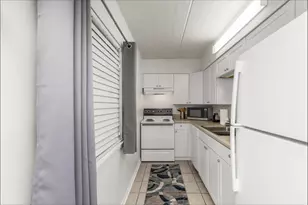 209 W Miracle Strip Pkwy, Mary Esther, FL 32569 - Photo 10