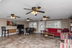 209 W Miracle Strip Pkwy, Mary Esther, FL 32569 - Photo 26