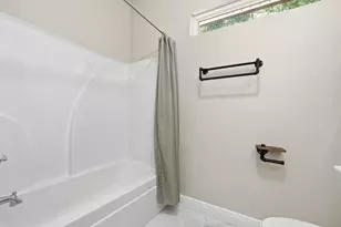 6034 W Dogwood Dr, Crestview, FL 32536 - Photo 32