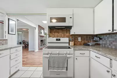 98 Country Club Road, Shalimar, FL 32579 - Photo 14