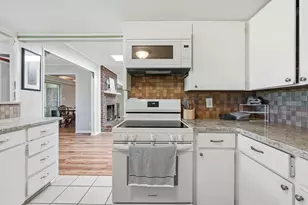 98 Country Club Rd, Shalimar, FL 32579 - Photo 14