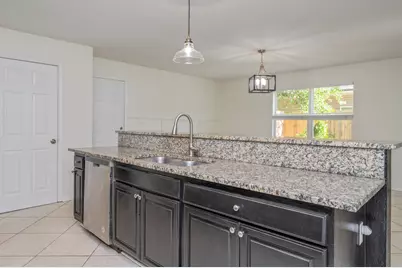 5134 S Lake Drive, Crestview, FL 32539 - Photo 6