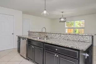 5134 S Lake Dr, Crestview, FL 32539 - Photo 6