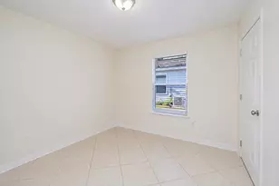 5134 S Lake Dr, Crestview, FL 32539 - Photo 10