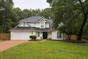 301 W Windward Cove, Niceville, FL 32578 - Photo 2