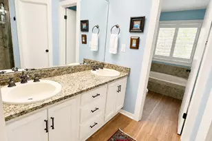 301 W Windward Cove, Niceville, FL 32578 - Photo 20