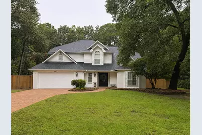301 W Windward Cove, Niceville, FL 32578 - Photo 1