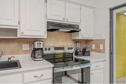 8468 Gulf Boulevard # UT-4, Navarre, FL 32566 - Photo 12