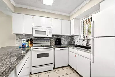 17620 Front Beach Road #UNIT Z4, Panama City Beach, FL 32413 - Photo 6