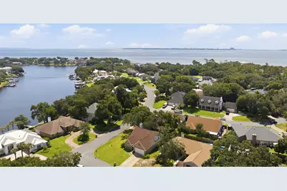 2812 Lee Trevino Court, Shalimar, FL 32579 - Photo 72