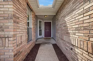 2812 Lee Trevino Ct, Shalimar, FL 32579 - Photo 4
