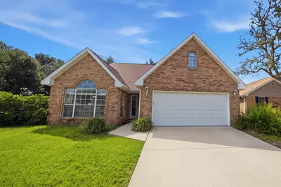 2812 Lee Trevino Court, Shalimar, FL 32579 - Photo 4