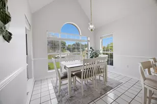 2812 Lee Trevino Ct, Shalimar, FL 32579 - Photo 12