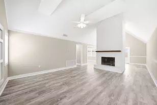 942 Rue De Palms Dr, Niceville, FL 32578 - Photo 14