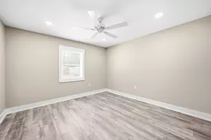 942 Rue De Palms Dr, Niceville, FL 32578 - Photo 34