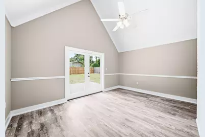 942 Rue De Palms Drive, Niceville, FL 32578 - Photo 18