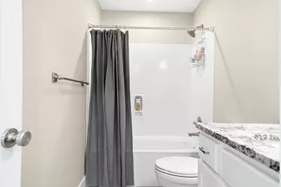 942 Rue De Palms Drive, Niceville, FL 32578 - Photo 32