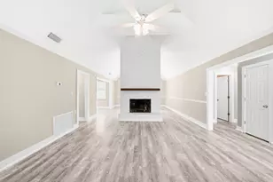942 Rue De Palms Dr, Niceville, FL 32578 - Photo 16