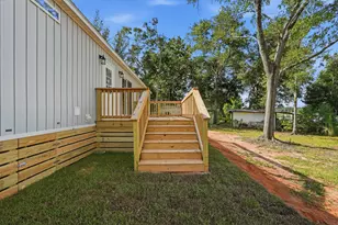 854 Paradise Island Dr, Defuniak Springs, FL 32433 - Photo 40