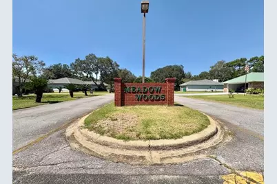 101 Meadow Woods Lane, Niceville, FL 32578 - Photo 2