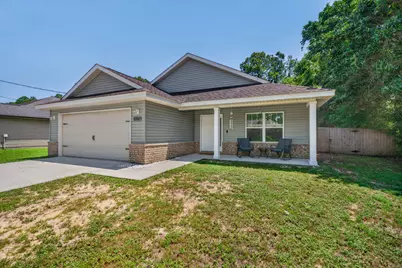 8307 Toledo Street, Navarre, FL 32566 - Photo 2