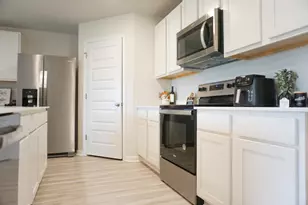4703 Airmen Dr, Crestview, FL 32539 - Photo 10