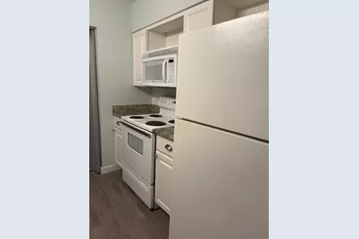 209 W Miracle Strip Parkway #APT F104, Mary Esther, FL 32569 - Photo 6
