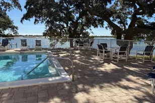 209 W Miracle Strip Pkwy, Mary Esther, FL 32569 - Photo 30