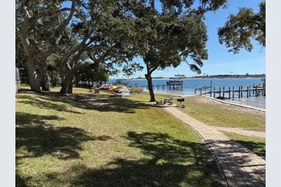 209 W Miracle Strip Parkway #APT F104, Mary Esther, FL 32569 - Photo 22