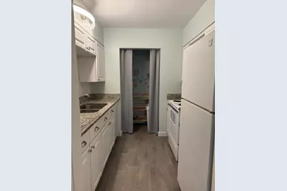 209 W Miracle Strip Parkway #APT F104, Mary Esther, FL 32569 - Photo 4