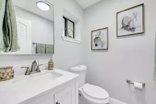 236 SW Miracle Strip Pkwy, Fort Walton Beach, FL 32548 - Photo 4