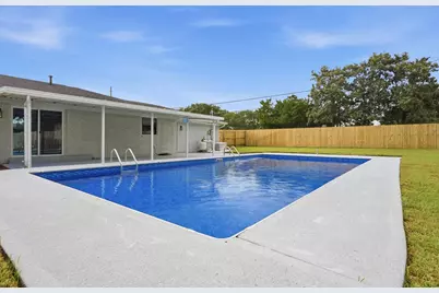 250 NW Briarwood Circle, Fort Walton Beach, FL 32548 - Photo 34